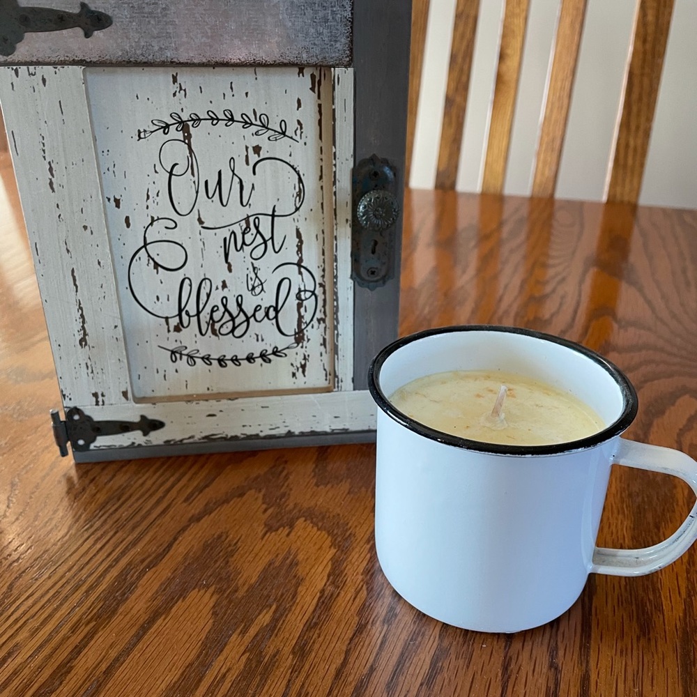 Rustic Farmhouse Sign & Candle